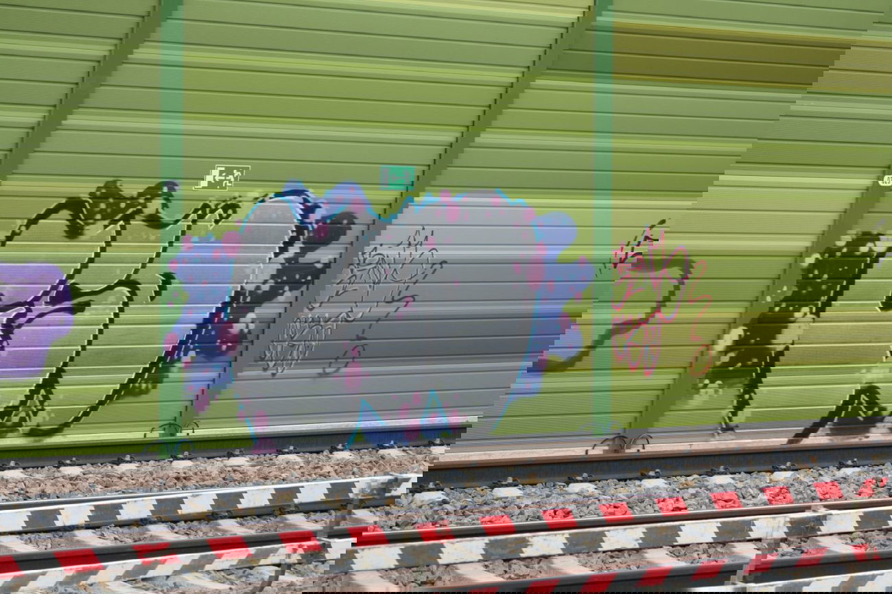 Graffiti Bombing in Leipzig - Photo by VincentVega - csd, zins (2013)