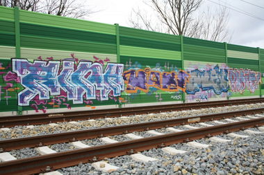Graffiti Bombing in Leipzig - Photo by VincentVega - Rink, kawe, awek