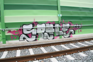 Graffiti Bombing in Leipzig - Photo by VincentVega - spyle, csd (2013)