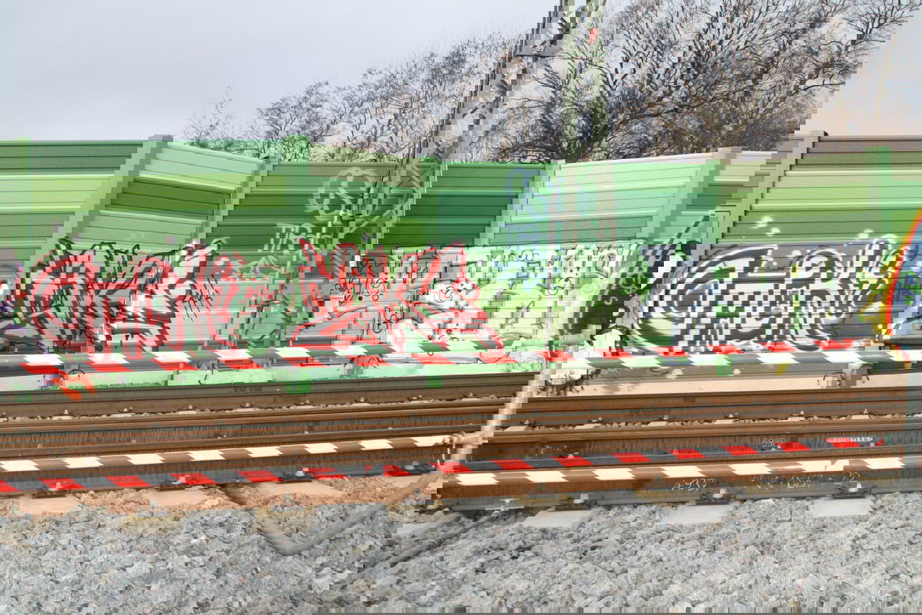 Graffiti Bombing in Leipzig - Photo by VincentVega - omek, rhk, hsky (2013)