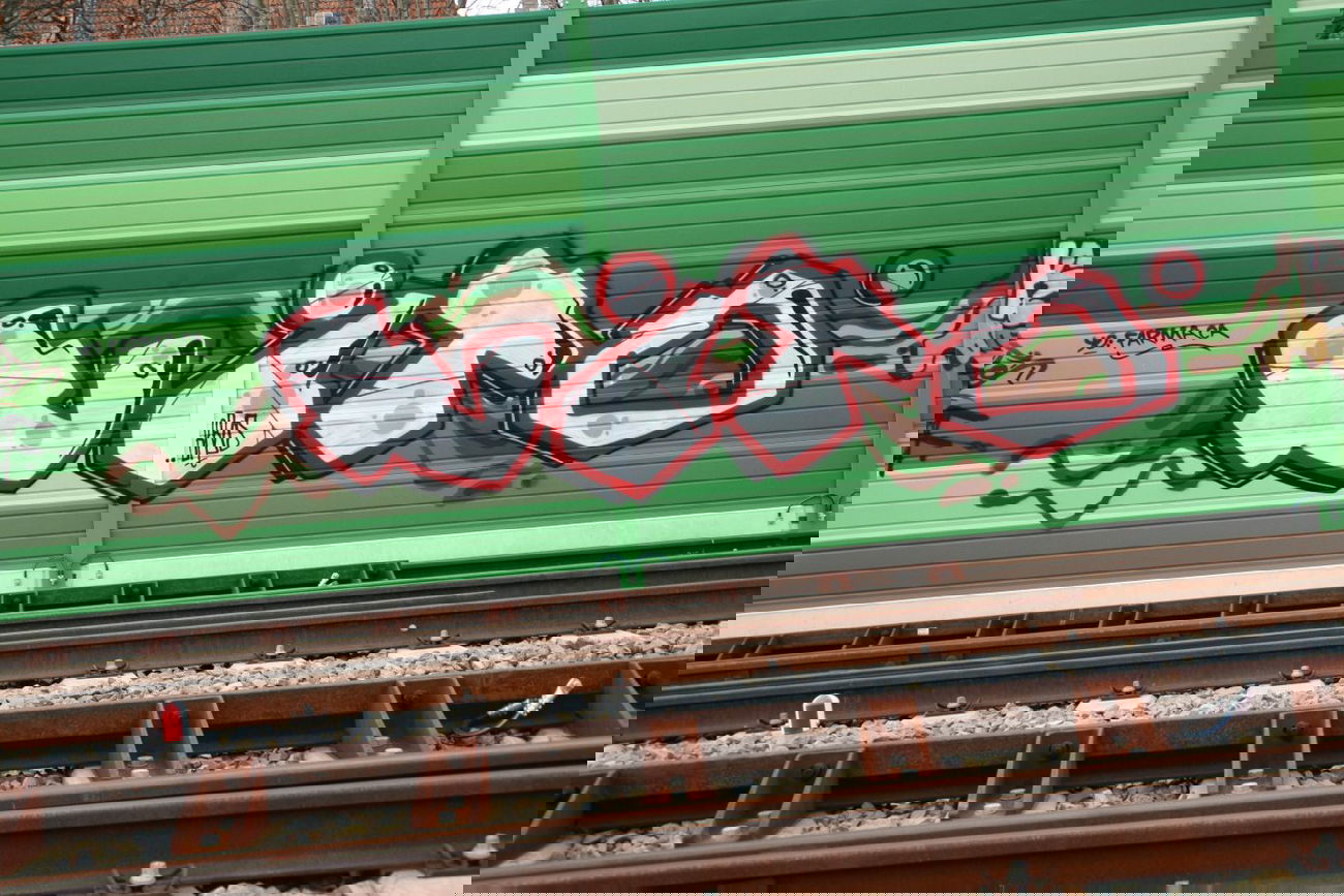 Graffiti Bombing in Leipzig - Photo by VincentVega - Vito, bros