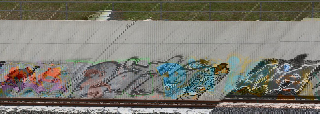 Graffiti Bombing in Leipzig - Photo by VincentVega - mia, td, rambo