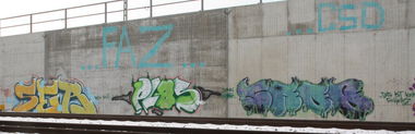 Graffiti Wall in Leipzig - Photo by VincentVega - ser, plas, snob (2012)