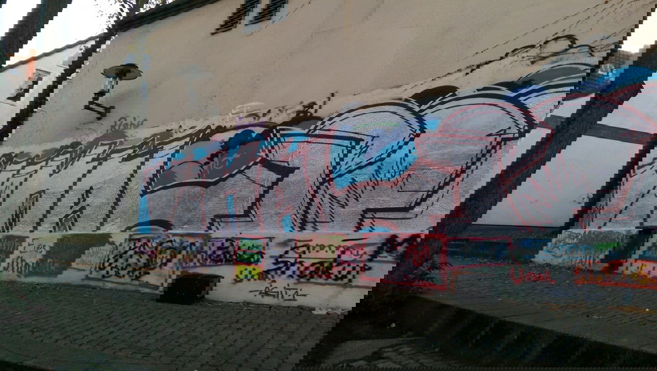 Graffiti Bombing - Photo by VokalOne - Vokal (2014)