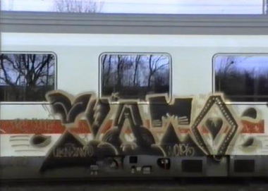 Graffiti Wall - Photo by VolkerRacho - KYOTO, ZWO, UKN