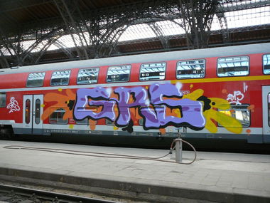 Graffiti Train in Leipzig - Photo by VonBerg - GRS, Leipzig (2013)