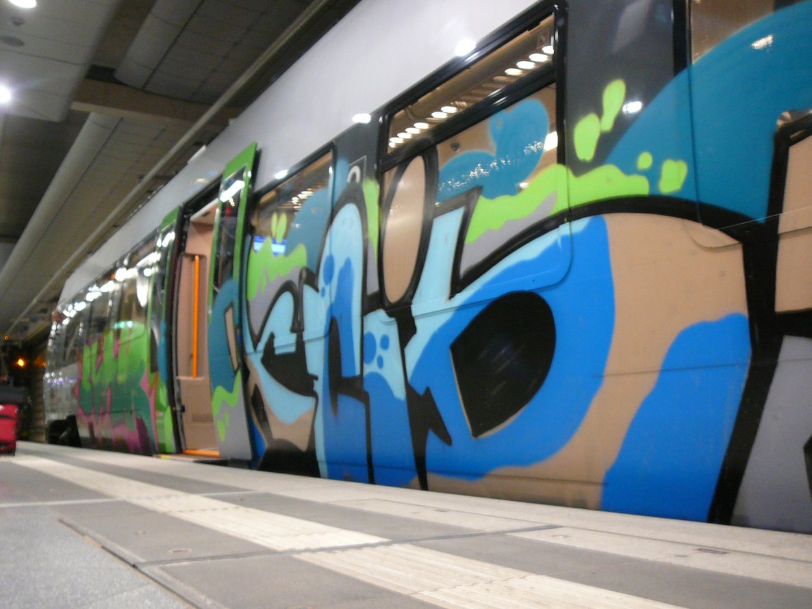 Graffiti Train in Leipzig - Photo by VonBerg - Acid, Leipzig (2014)