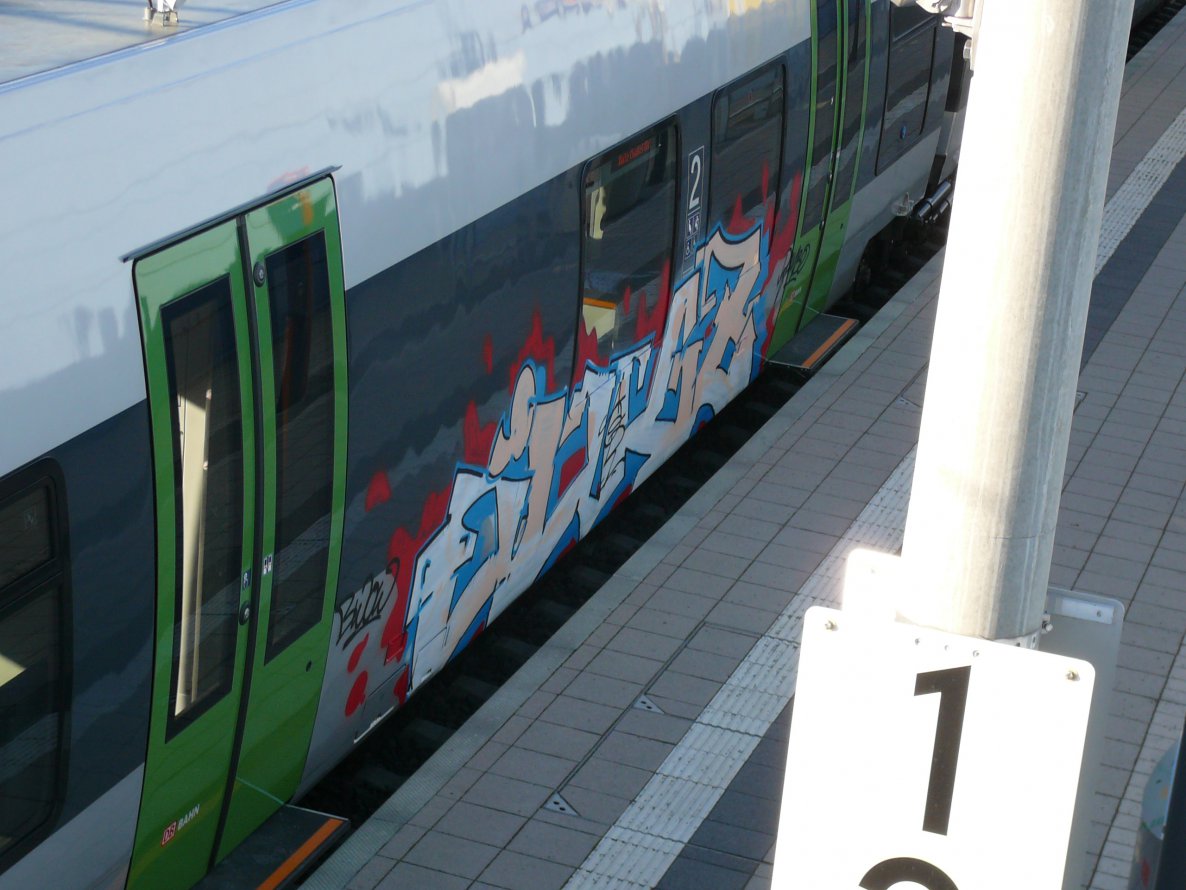 Graffiti Train in Leipzig - Photo by VonBerg - Leipzig (2014)