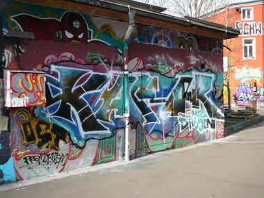 Graffiti Wall in Leipzig - Photo by VonBerg - Kafor, Ost, Emz (2014)