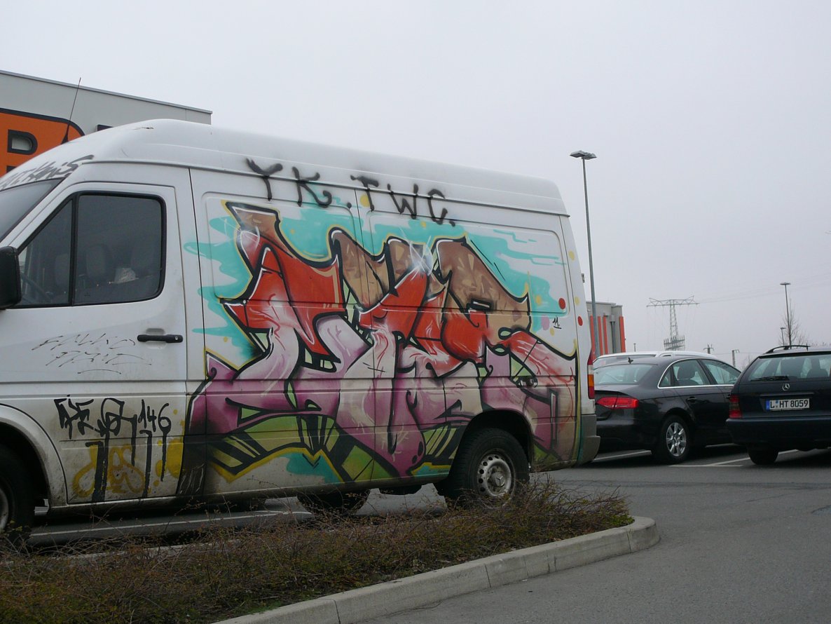 Graffiti Bombing in Leipzig - Photo by VonBerg - Mies, Leipzig