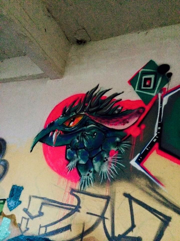 Graffiti Wall - Photo by Vosck - RoXy, UCS