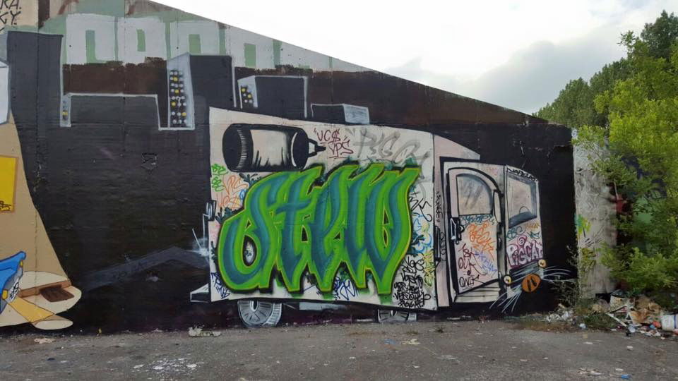 Graffiti Wall - Photo by Vosck - Stew, vapeilas