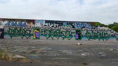 Graffiti Wall - Photo by Vosck - orga, abeat, stew