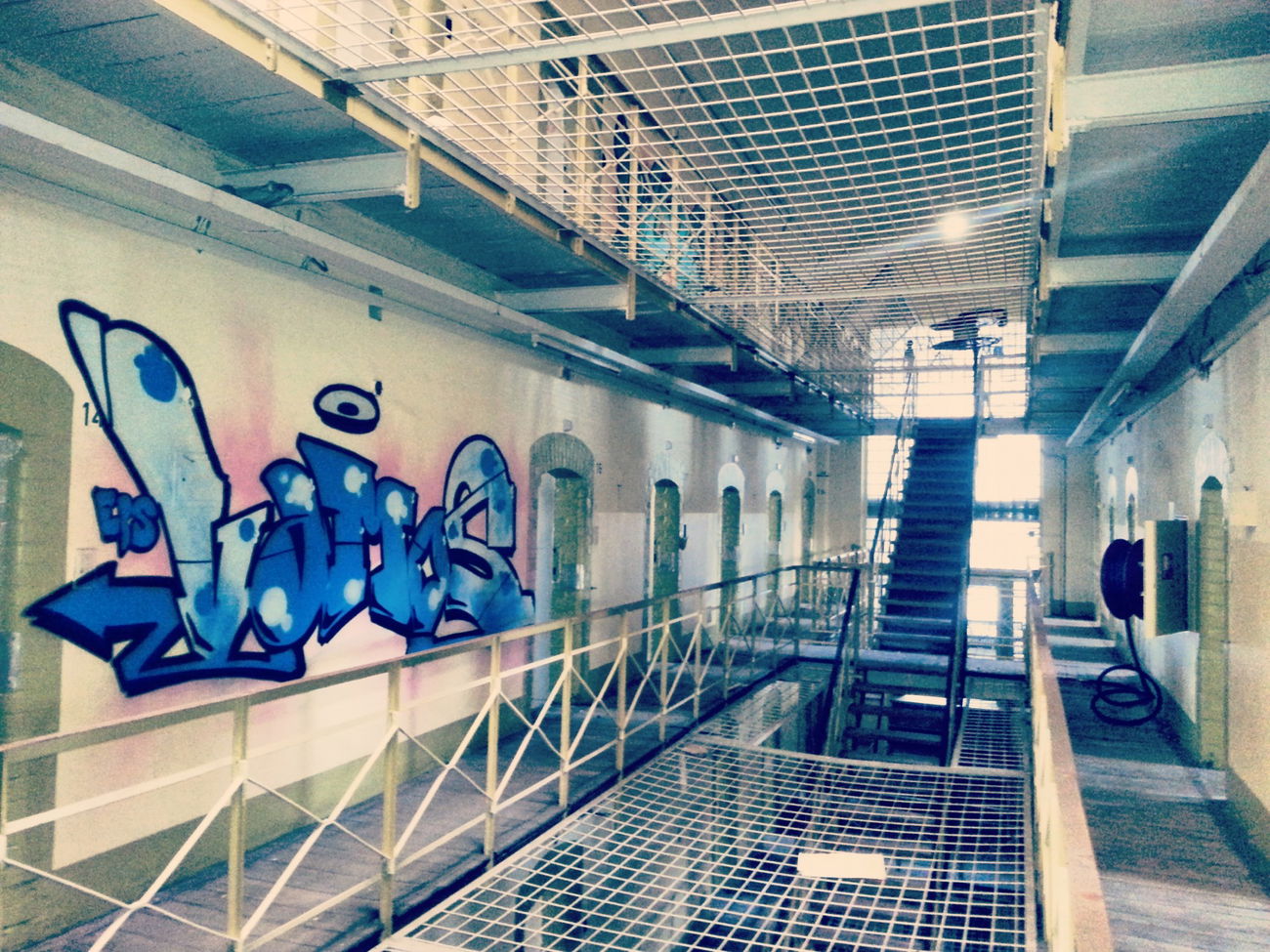 Graffiti Wall - Photo by VzumA - vamos, ebs, lans