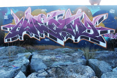 Graffiti Bombing in Barcelona - Photo by WEAM - weam, crn (2013)