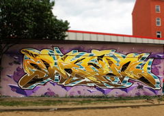 Graffiti Wall in Berlin - Photo by WEAM - weam, crn (2013)