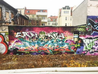 Graffiti Wall - Photo by WEAM - weam, crn (2014)