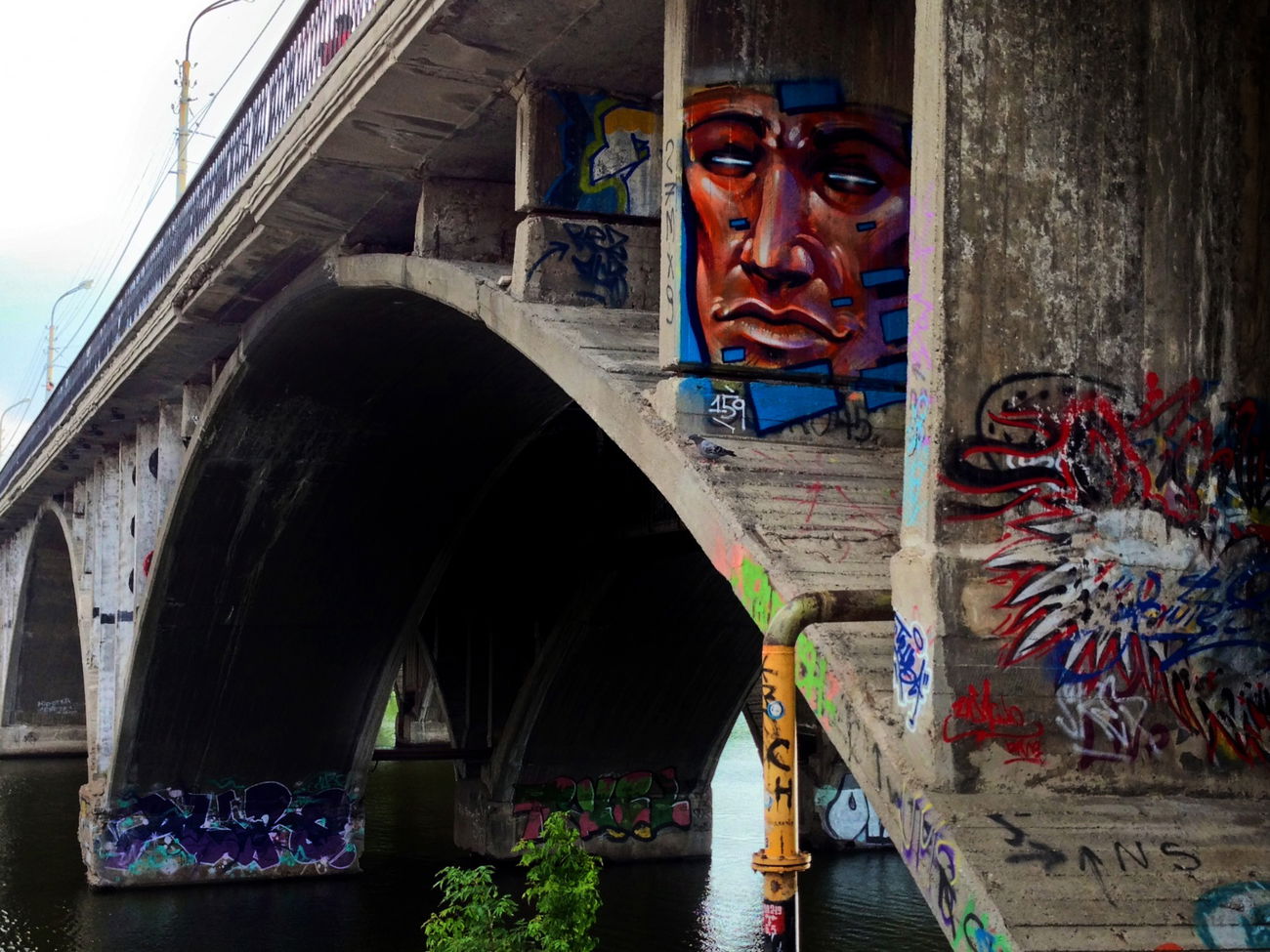 Graffiti Bombing in Ekaterenburg russia - Photo by WERT159 - wert159 (2014)