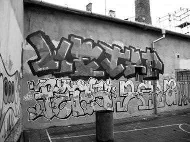 Graffiti Wall in Chernivtsi - Photo by WETOP - wetop (2011)