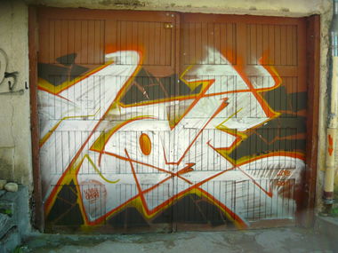 Graffiti Bombing - Photo by WILK - love (2014)