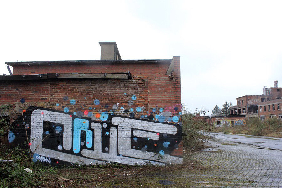 Graffiti Wall in Wesseling - Photo by WORLDSTREETART - crue (2014)