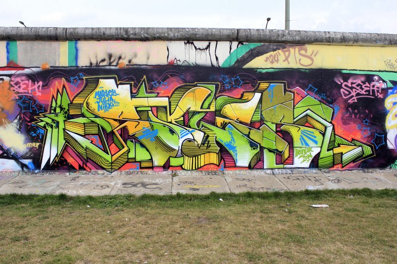 Graffiti Wall in Berlin - Photo by WORLDSTREETART - sofles, berlin, WORLDSTREETART (2014)