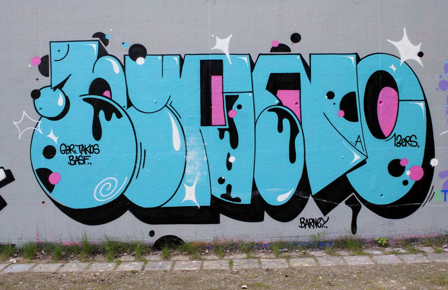 Graffiti Wall in Hamburg - Photo by WORLDSTREETART (2015)