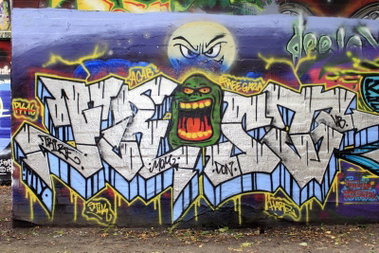 Graffiti Wall in Hamburg - Photo by WORLDSTREETART - frost, worldstreetart, hamburg (2014)