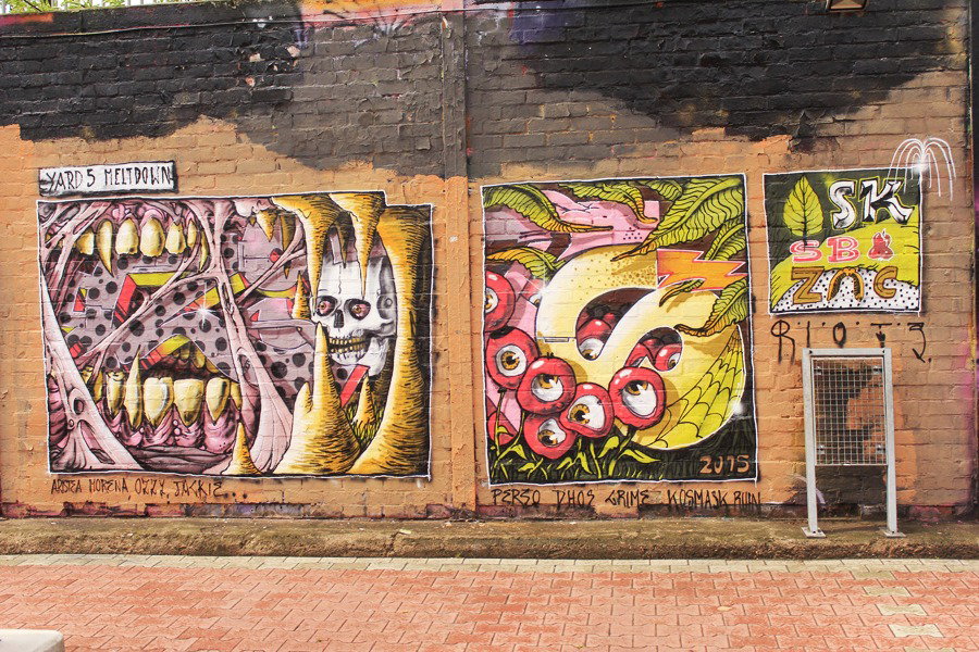 Graffiti Wall in Berlin - Photo by WORLDSTREETART - riot, riot1394 (2015)