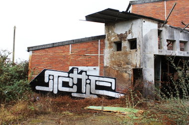 Graffiti Wall in Köln - Photo by WORLDSTREETART - Itchie, Crue (2015)