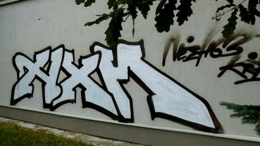 Graffiti Bombing in Warsaw - Photo by WWA022