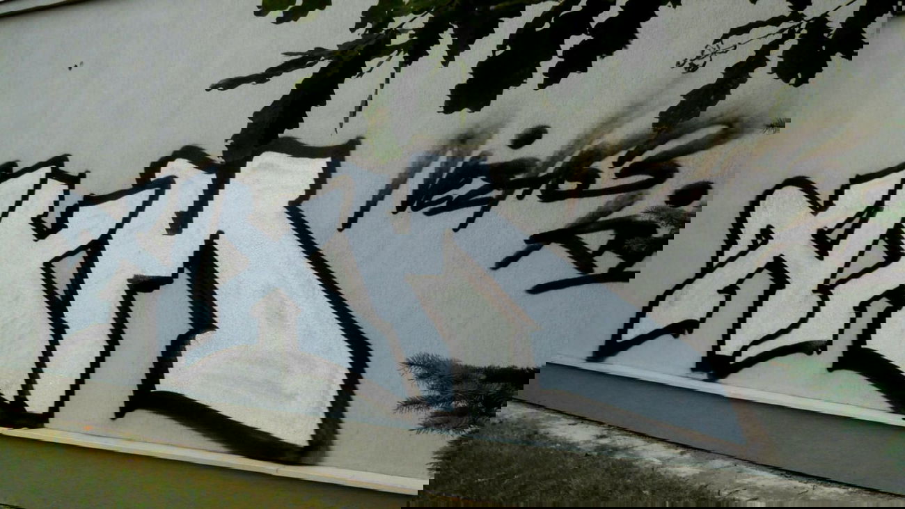 Graffiti Bombing in Warsaw - Photo by WWA022