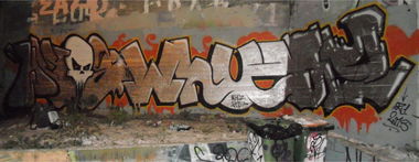 Graffiti Wall in Bergen - Photo by Waddap1 - Weoz, Whuz, Oz