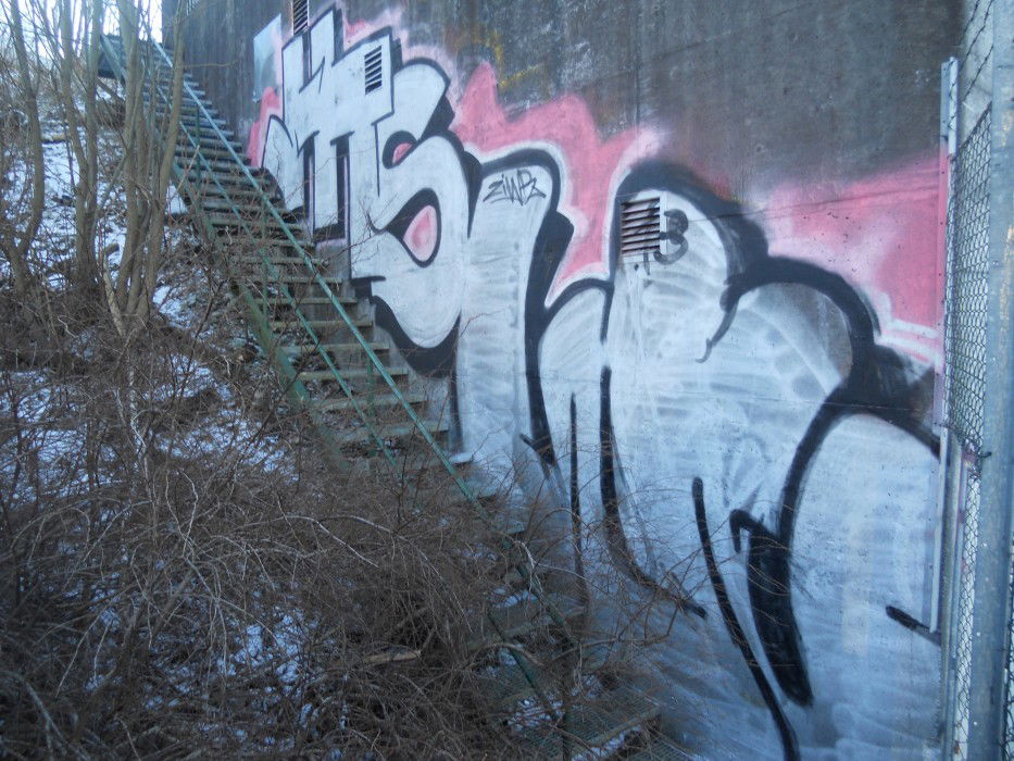 Graffiti Wall in Bergen - Photo by Waddap1 - hts, wc, stairs