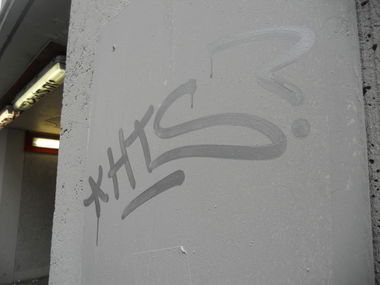 Graffiti Bombing in Bergen - Photo by Waddap1 - Hts, silver, tag