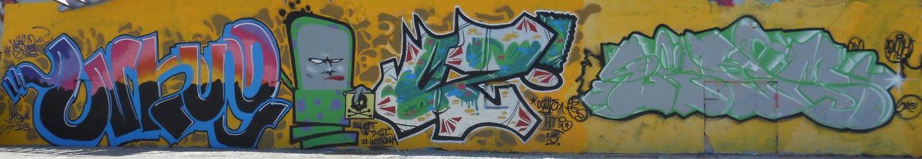 Graffiti Wall in Bergen - Photo by Waddap1 - Whuz, Weoz, Oz