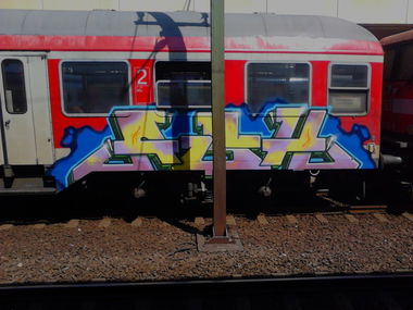 Graffiti Train - Photo by Waterapple