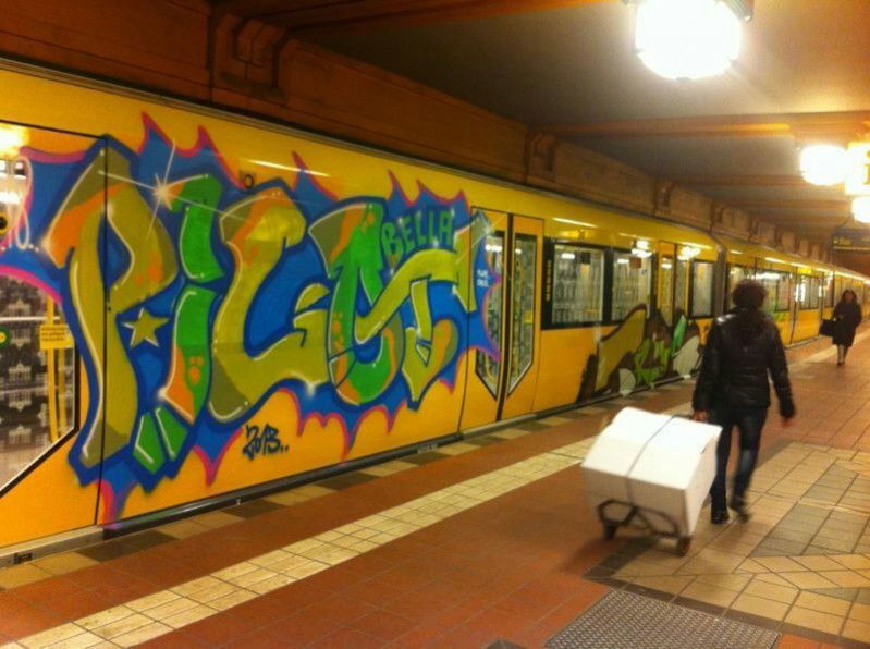 Graffiti Wall - Photo by Waterapple