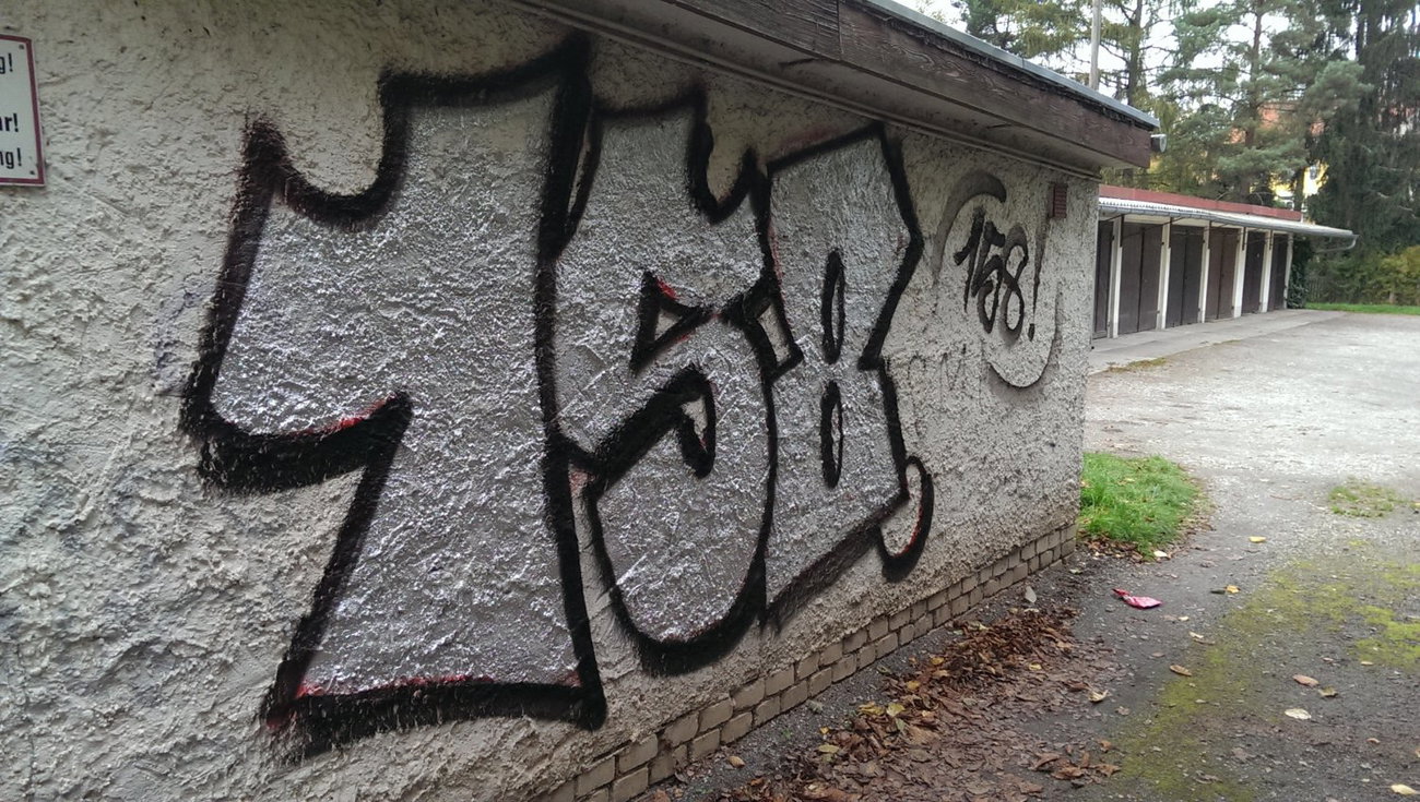 Graffiti Wall - Photo by WeedMan158 - 158 (2014)