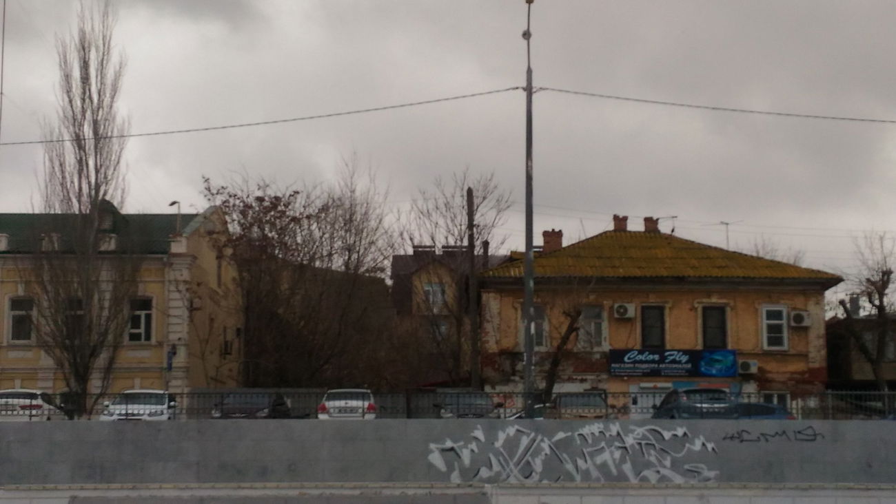 Graffiti Wall - Photo by Wemd