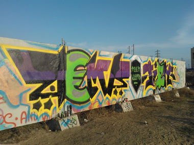 Graffiti Wall - Photo by Wemd