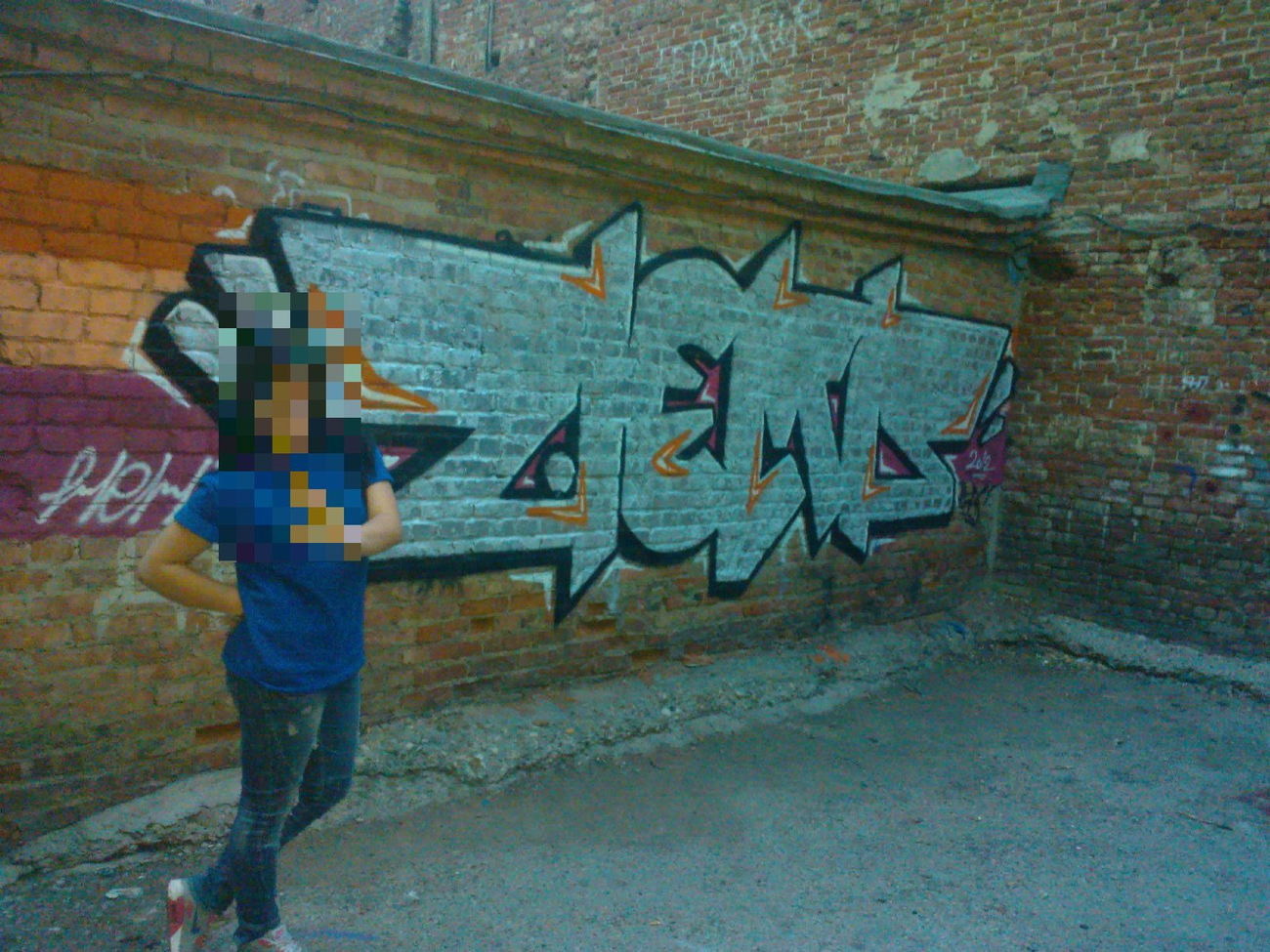 Graffiti Wall - Photo by Wemd