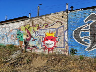 Graffiti Wall - Photo by West - Coronavirus (2020)