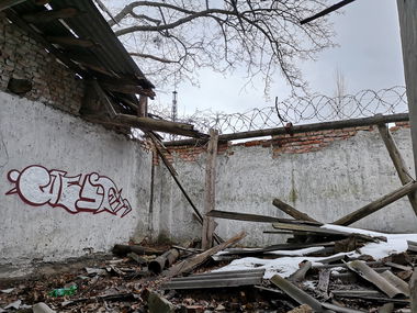 Graffiti Wall - Photo by West (2020)