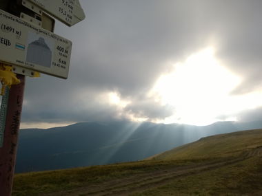 Graffiti Street Art - Photo by West (2019)