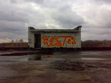 Graffiti Bombing - Photo by West (2012)