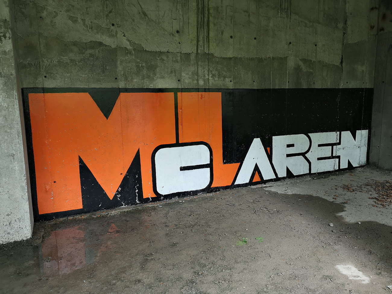 Graffiti Wall - Photo by West - McLaren (2020)