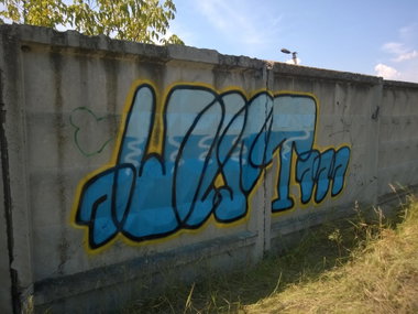 Graffiti Wall - Photo by West (2014)