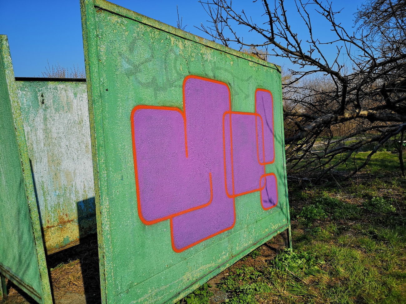 Graffiti Wall - Photo by West - Yo (2020)