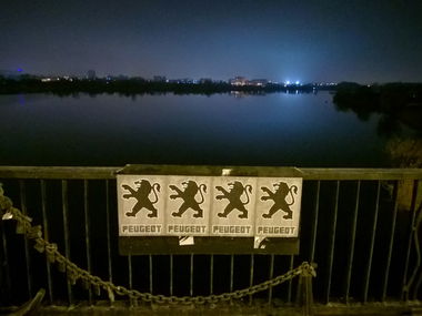 Graffiti Street Art - Photo by West - Peugeot (2017)